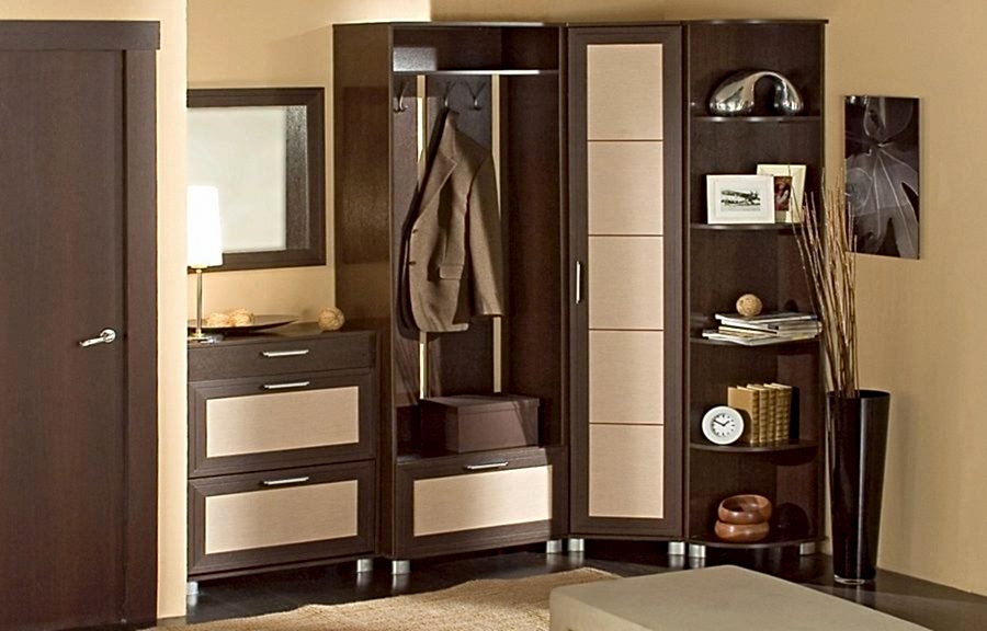 Petits couloirs dans le couloir