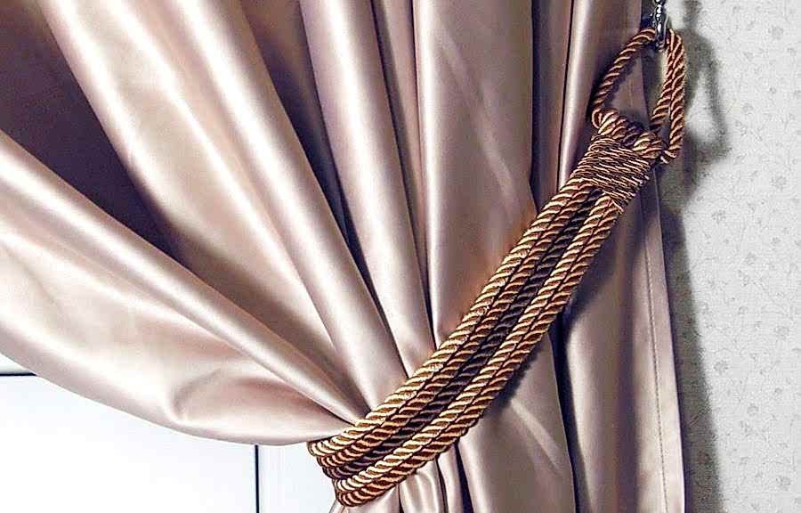 Poignées pour rideaux