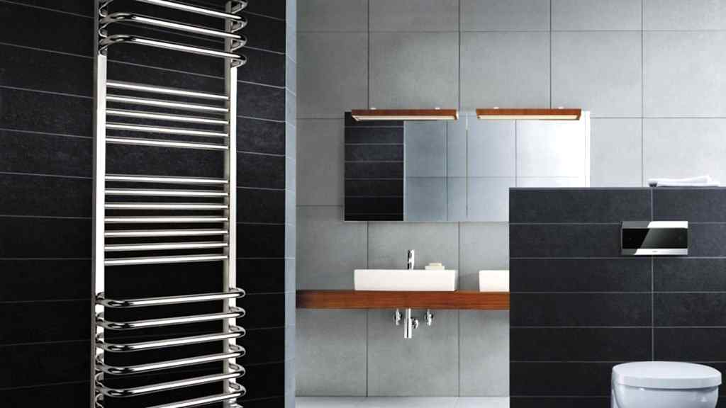 Porte-serviettes chauffant chromé