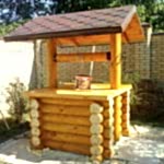 Clôture en brique dans le pays