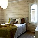 Rideaux blancs sur les fenêtres