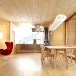 Grande fenêtre dans la cuisine