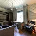 Cabinet le long du mur