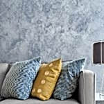 Oreillers sur le canapé