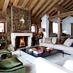 Miroir sur la cheminée